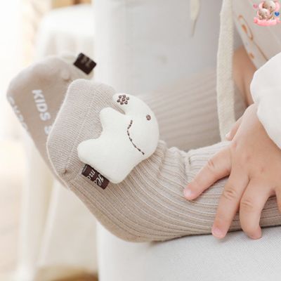 chaussettes-antidérapantes-bébé-adorable