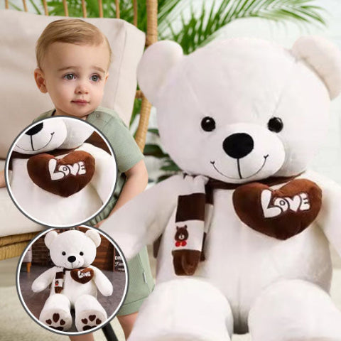 doudou-blanc-géant-avec-petit-garçon-mignon