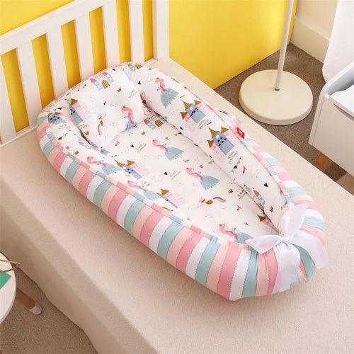 réducteur-de-lit-bébé-mini-rêve-Arc-en-Ciel