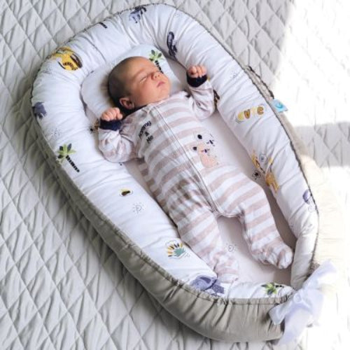 réducteur-de-lit-bebe-douillet-et-confortable-cocon