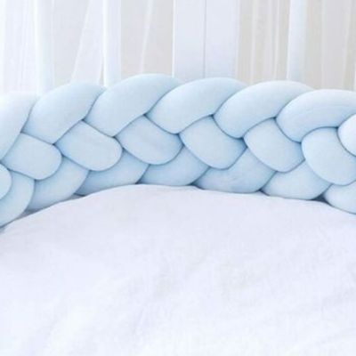 tresse-de-lit-bleu-ciel-ajustable-douce