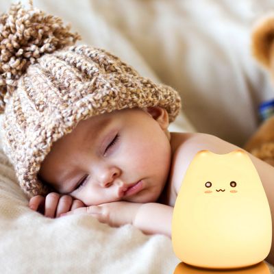 veilleuse-bebe-chat-bebe-adorable-et-ludique